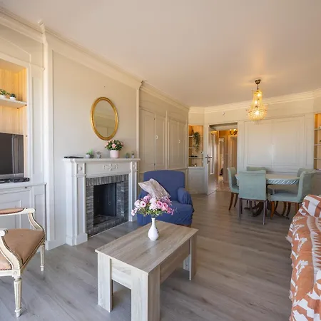 Lecomte - Longchamp 201 Apartment *